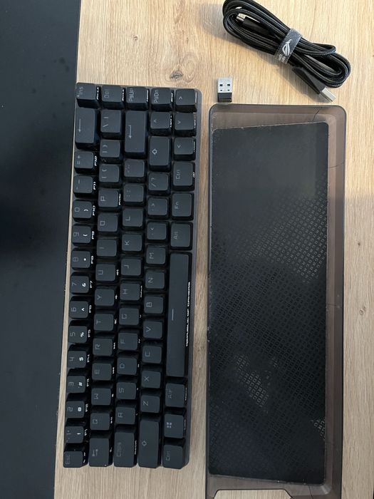 Teclado rog falchion