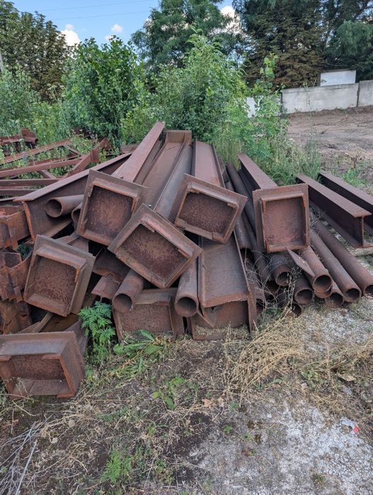 Продається металевий каркас ангара розміром 12 × 108 м.