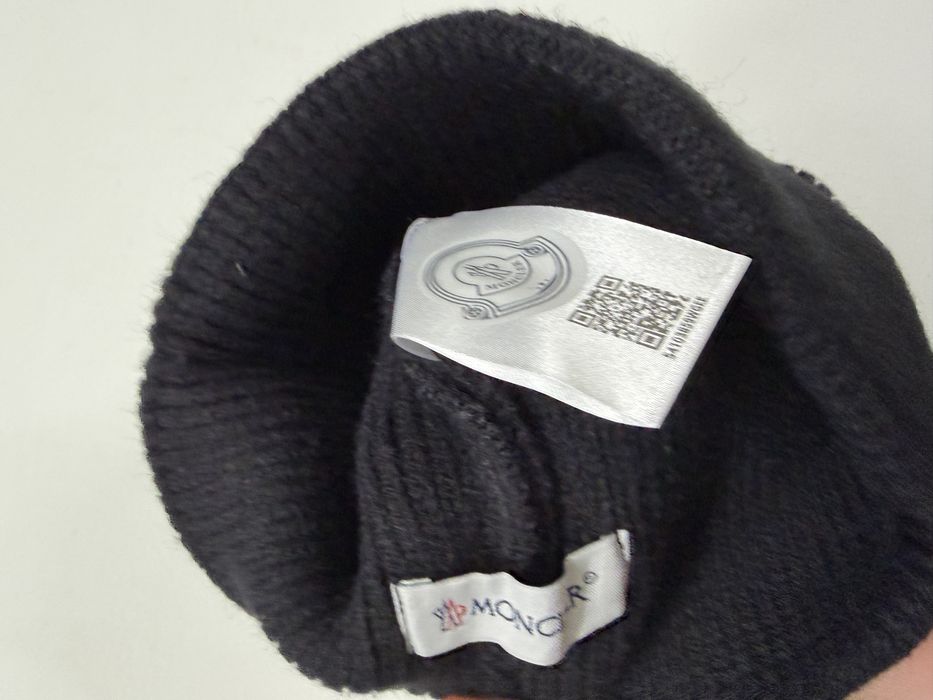 Шапка монклер moncler