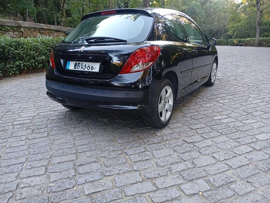 peugeot 207 1.4 hdi comercial