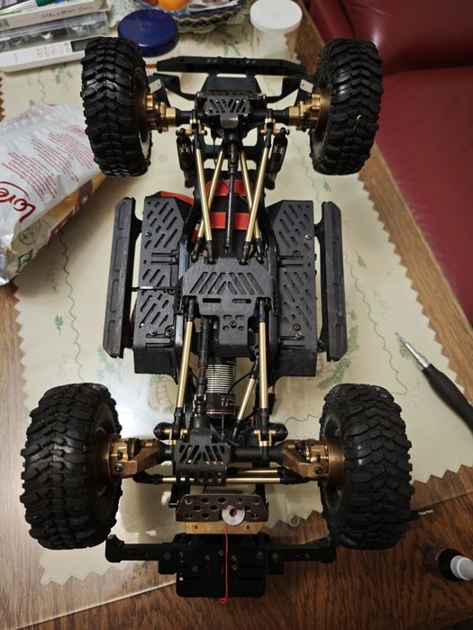 Traxxas TRX-4 tacital unit / defender