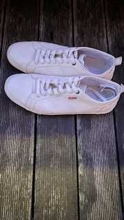 Tenis Levis Semi novos