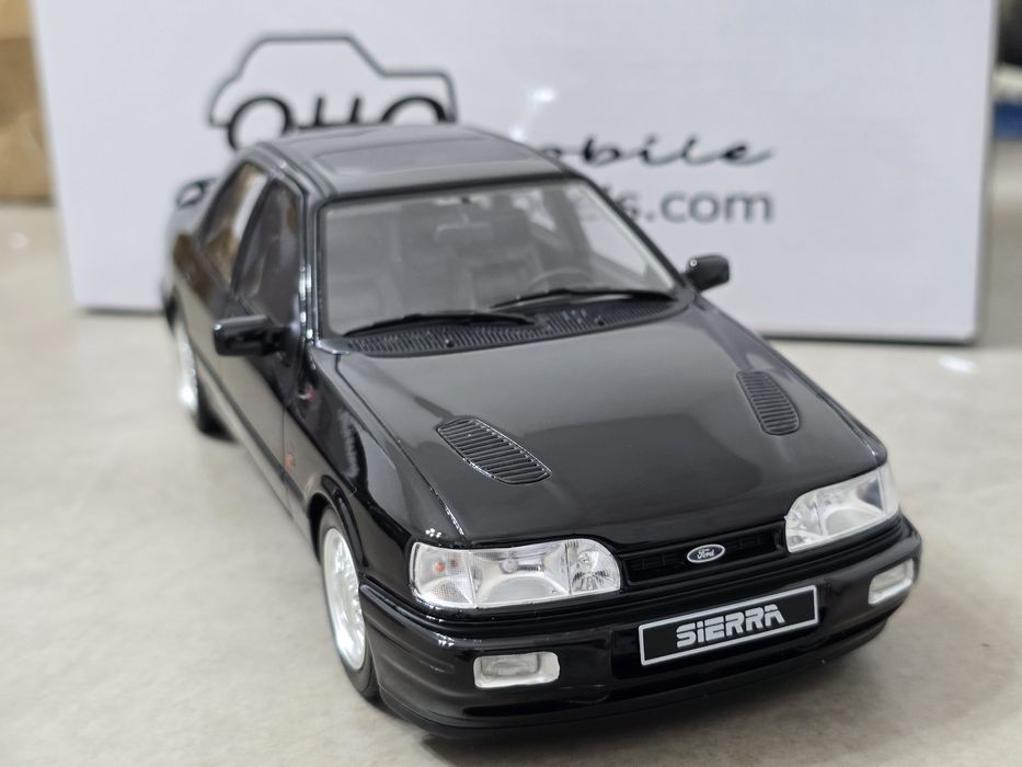 1/18 Ford Sierra Cosworth