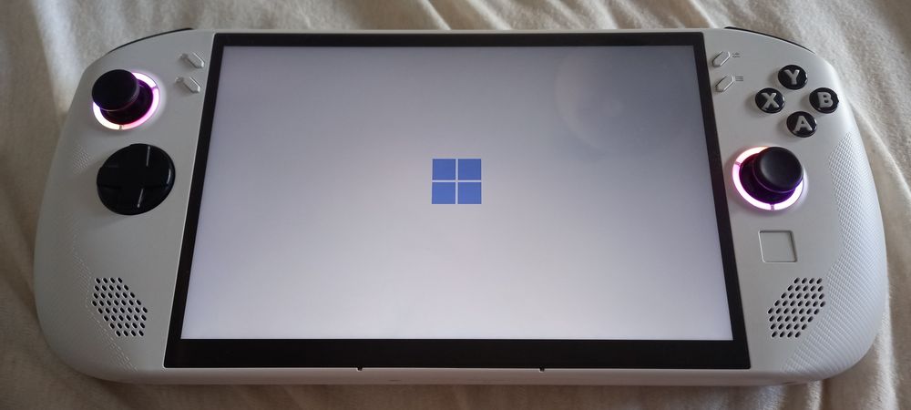 Lenovo  legion go s