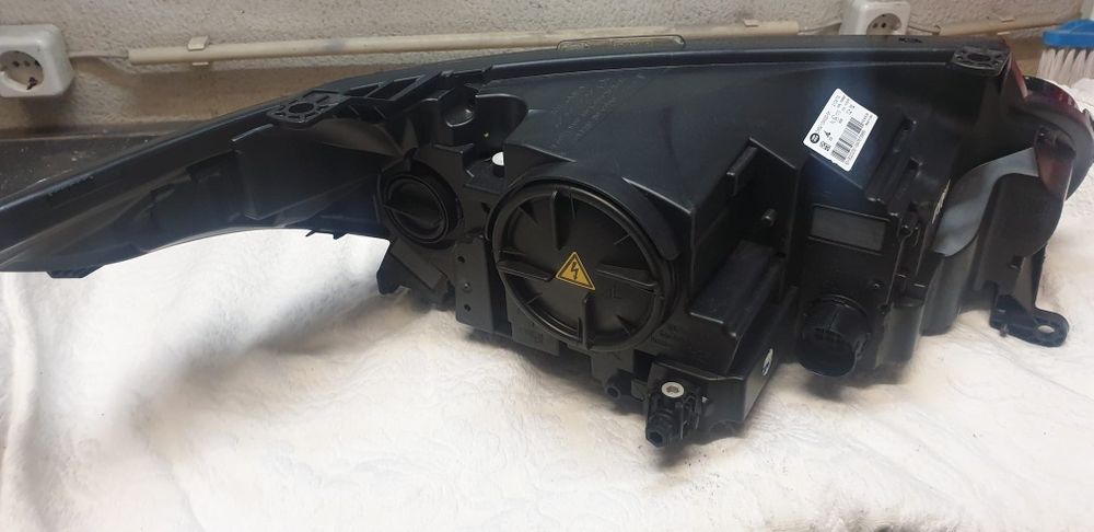 Farol Range Rover Sport