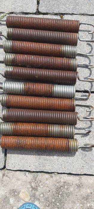 Sprzedam sprężyny do trampoliny 100 szt