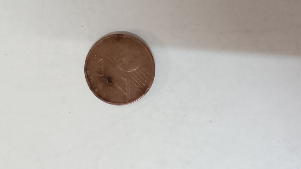 Moeda 2 centimos com varios defeitos!