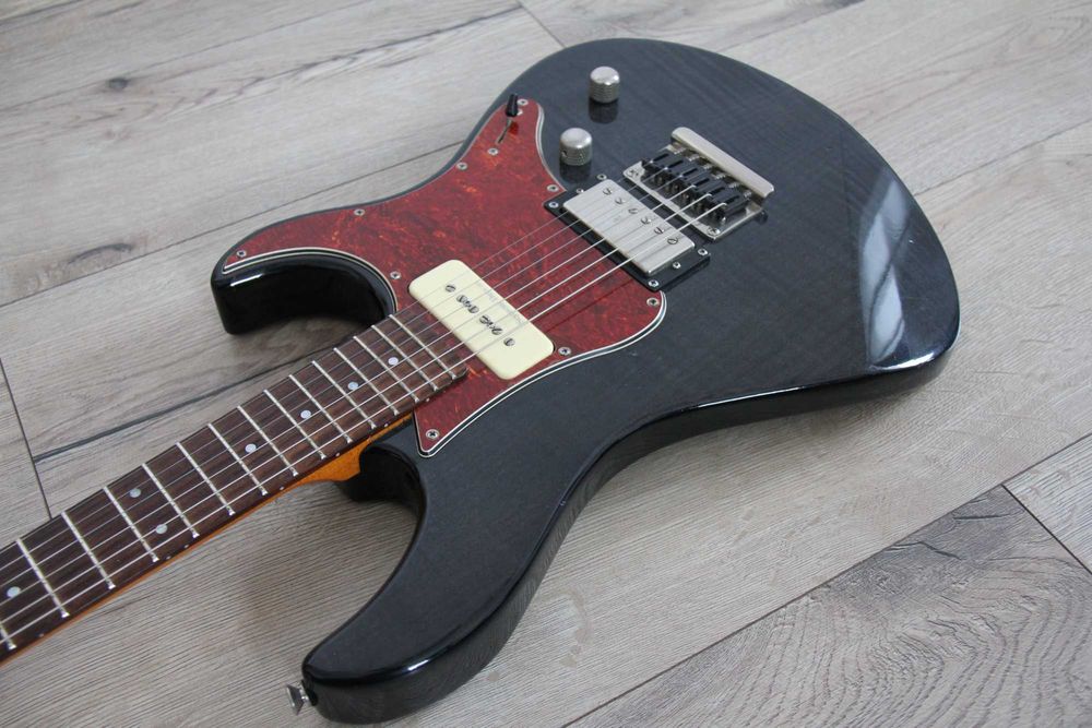 Yamaha Pacifica 611HFM