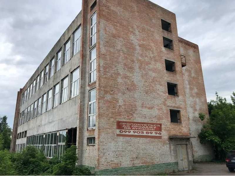 ПРОДАЖ - нежиле приміщення, загальною площею 2579,3  кв.м. м. Дніпро