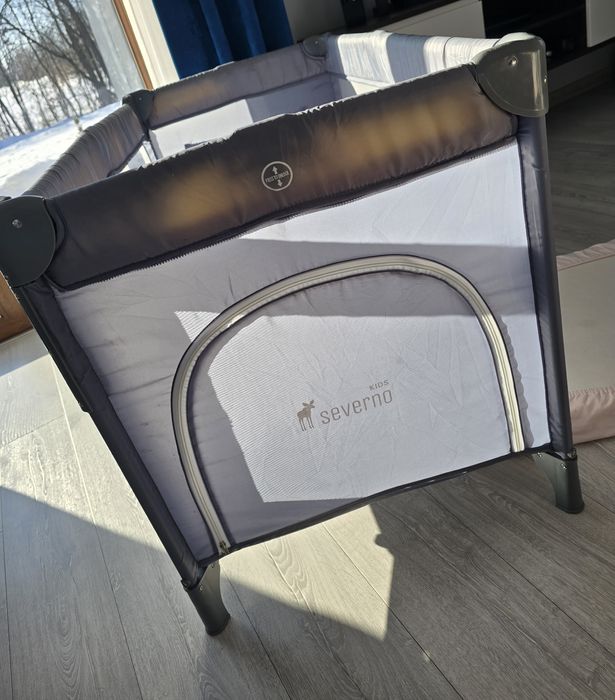 Łóżeczko turystyczne