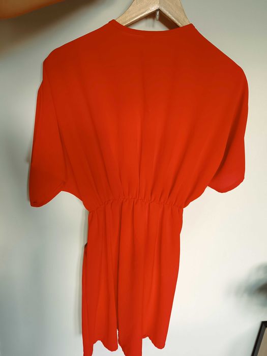 Czerwona sukienka mini