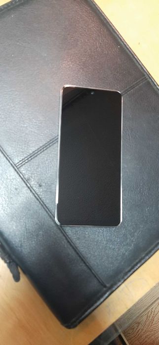 Телефон Samsung Galaxy S20 5G 12/128GB