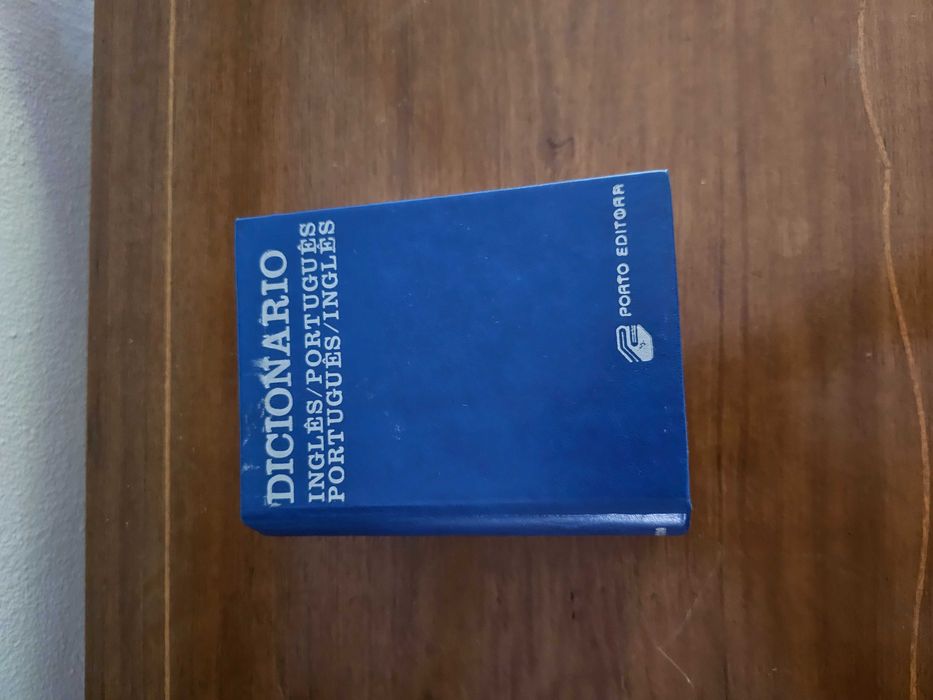 Dicionário Inglês-Português / Português-Inglês – (Porto Editora, 1995)