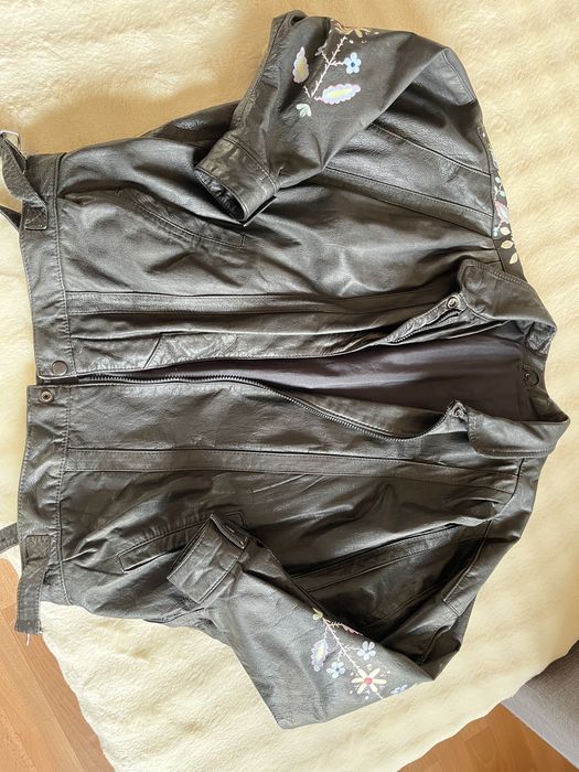 Вінтажна шкіряна куртка