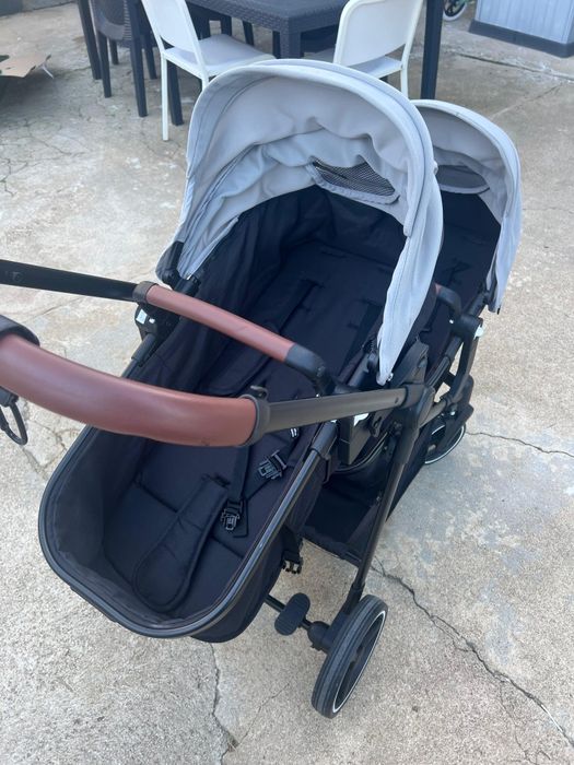 Carrinho bebé duplo