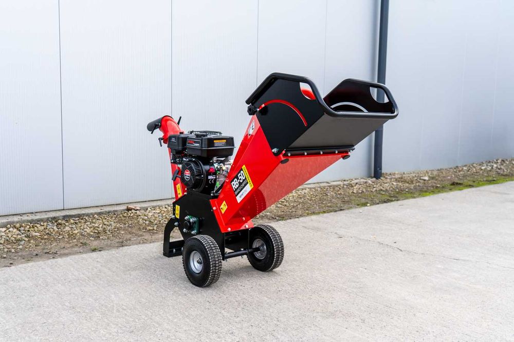 Rębak spalinowy 7KM == REMET RB-50 == rozdrabniacz od gałezi == NOWY