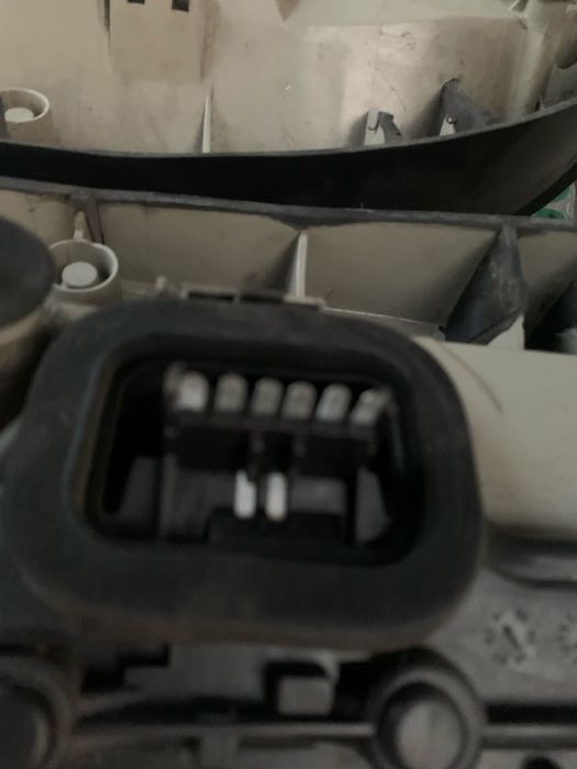 Lampy tylne sprzedam do opla zafiry