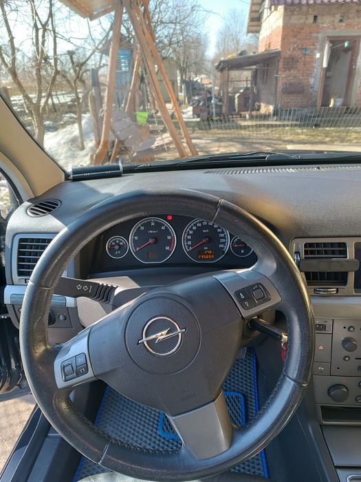 Продам Опель вектра с