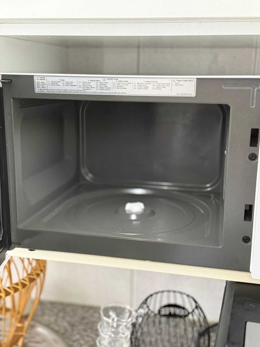 Microondas branco LG MH6535GDH | 25 L | 1000 W - Branco