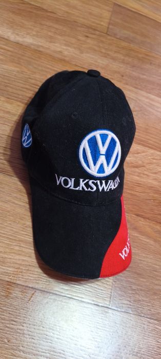 Бейсболка Gucci, Audi, Volkswagen, Nike.
Golf
GolfNike, US