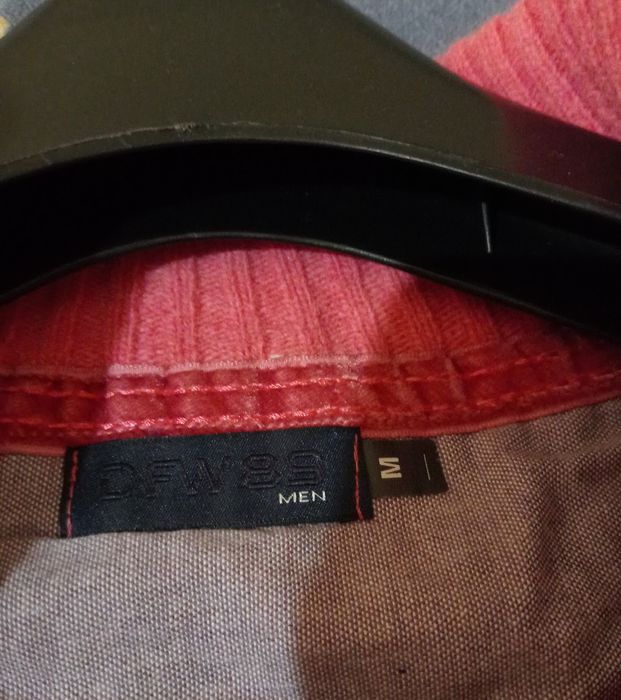 Camisola praticamente, NOVA!