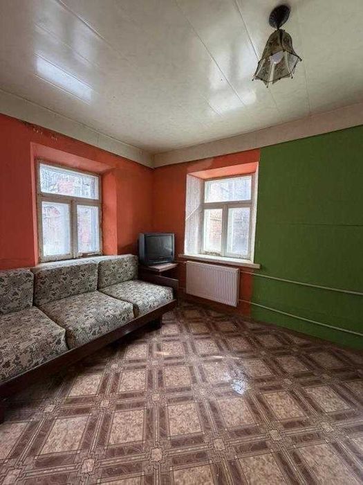 Продам бюджетную 1 к. квартиру