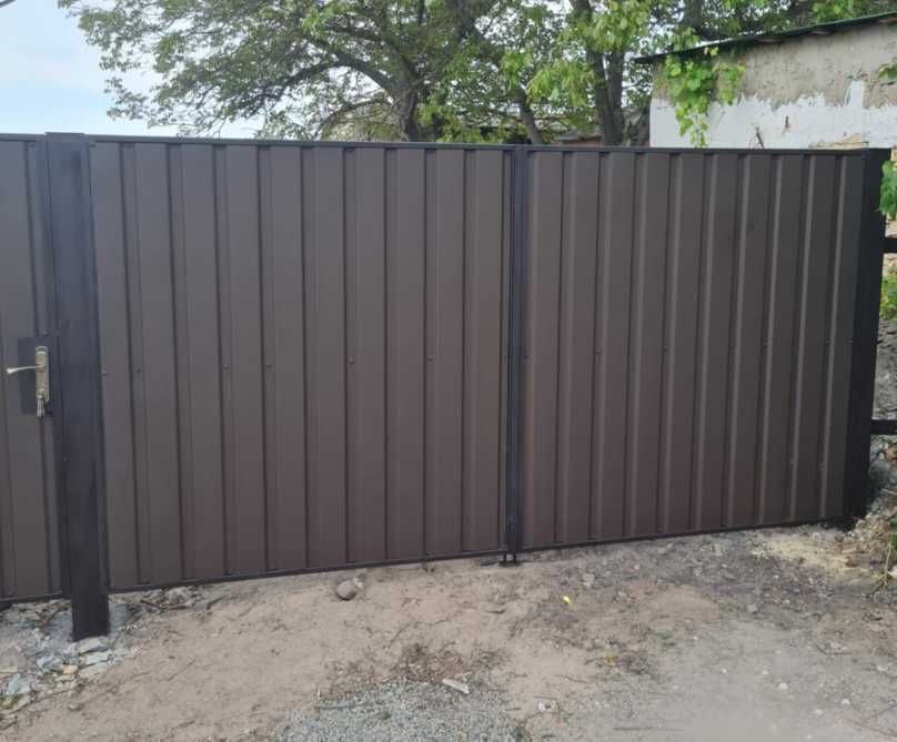 Профлист на забор і дах, паркан, графітовий і шоколадний З ДОСТАВКОЮ