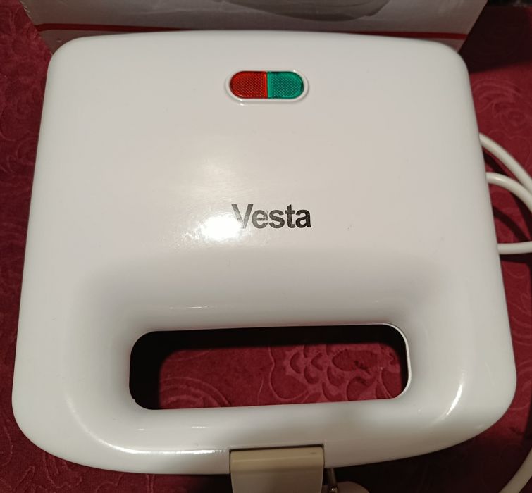 Продам бутербродницю(сендвічніца)!