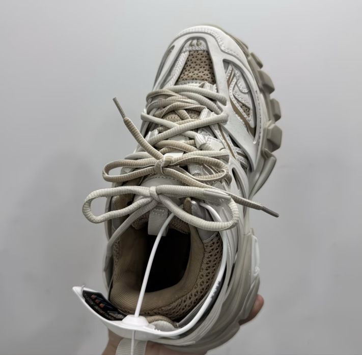 Balenciaga track 3! В наявності!