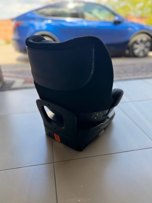 Автокрісло Chicco NextFit