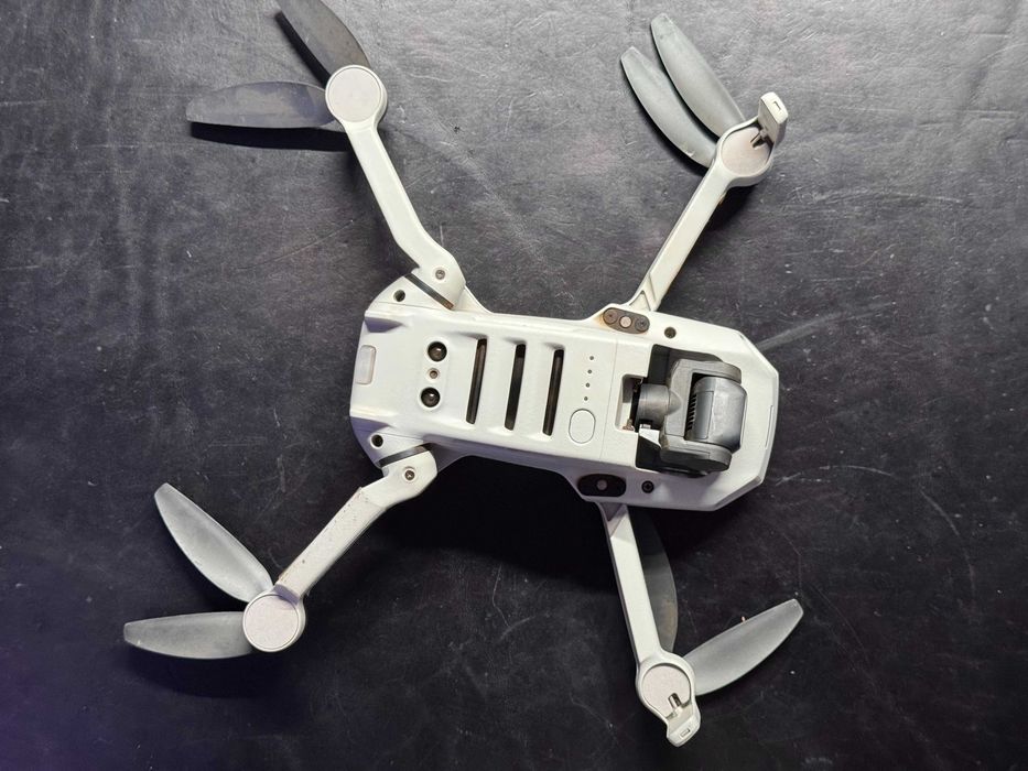 Квадрокоптер Dji mini2 fly more combo