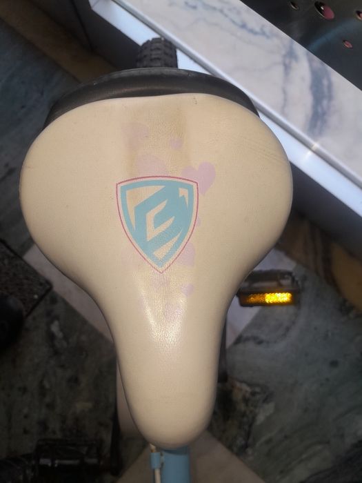Vendo bicicleta+trotinete+ patins linha  30€