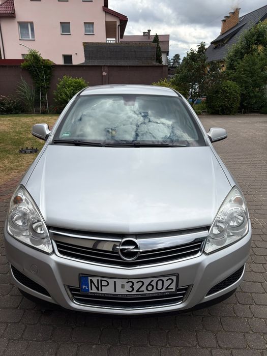 Opel astra H 1.6 115km 2009r
