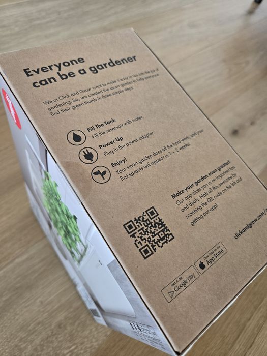 Click and Grow– The Smart Garden 3 (Novo, por abrir)