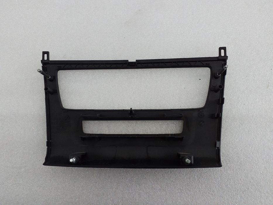 Moldura da consola central / rádio / aro BMW 1 (E87)