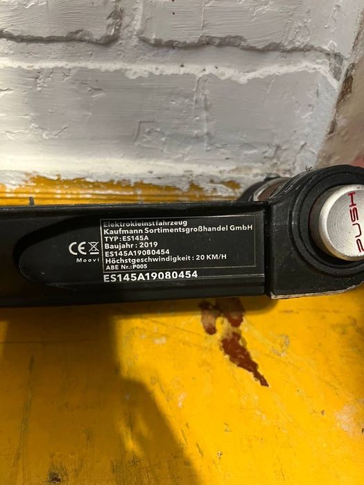 Самокат Moovi (на запчастини)