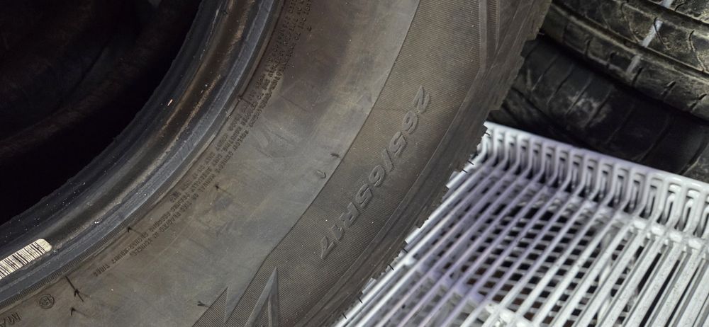 Продам шини шипование