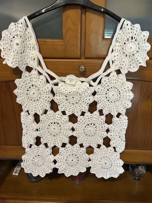 Camisoal feita a mao criche