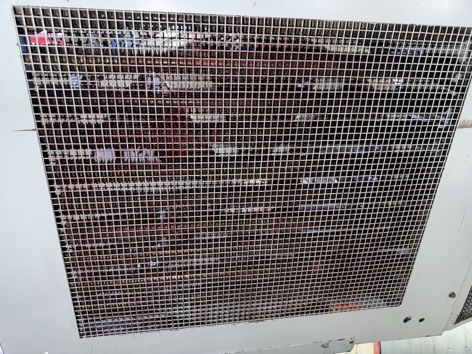 Bardzo wydajny kompresor boge sk45 1830l / min   300l zbiornik