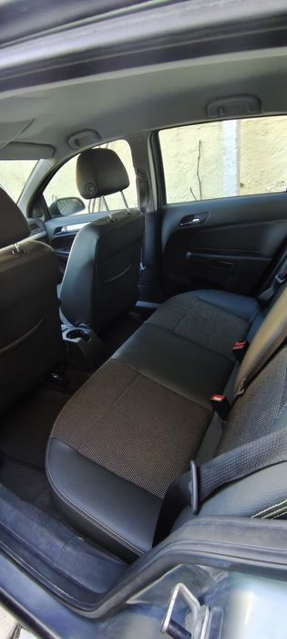 Opel Astra 1.6 caixa automática 44.000km