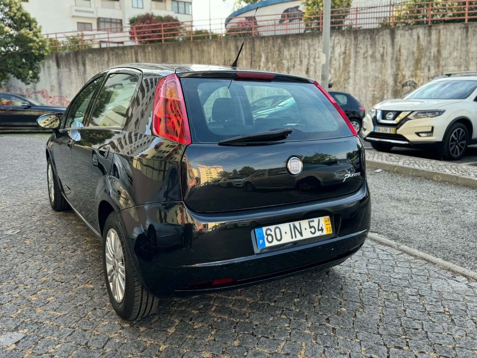 Fiat grande punto 1.2 gasolina com 190.000 mil km ano 2009/12 em bom estado geral.