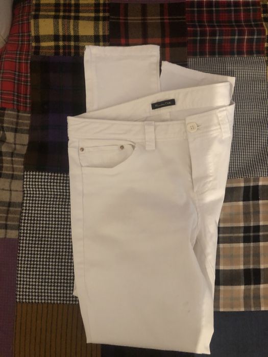 Calças brancas Massimo dutti, com fecho no fim de perna