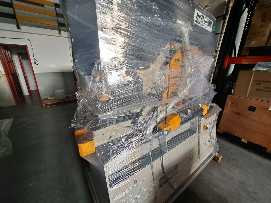 Punçonadora 85Ton Puncionadora