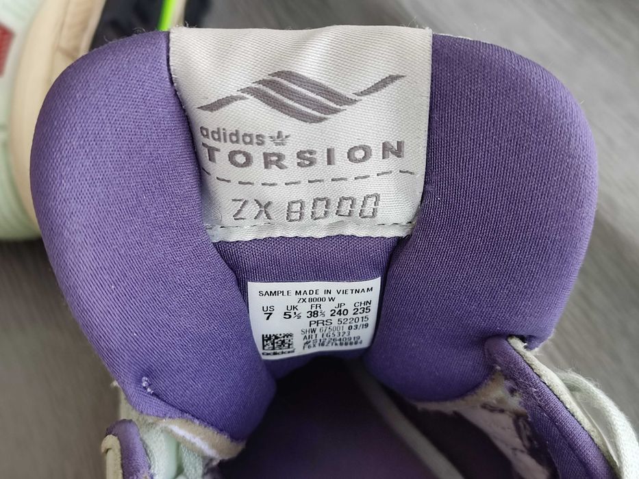 T＊　38 Кроссовки Adidas Torsion (38): 290 грн. - Другие кроссовки Киев на Olx