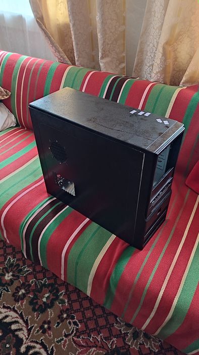 Корпус системного блоку пк