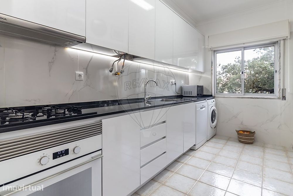Apartamento T2 para venda — Seixal, Arrentela E Aldeia De Paio Pires, Setúbal
