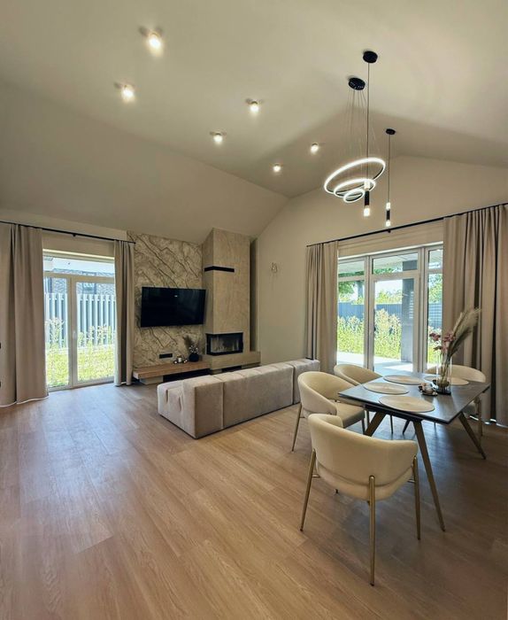 Продаж будинку 138м2 Чайки, Шевченкове з ремонтом