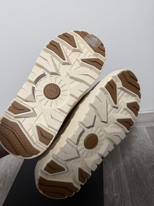 Зимові чоботи UGG Tasman Weather Hybrid