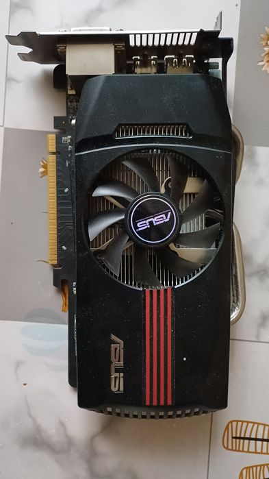 Відеокарта Asus HD7770 1gb ddr5