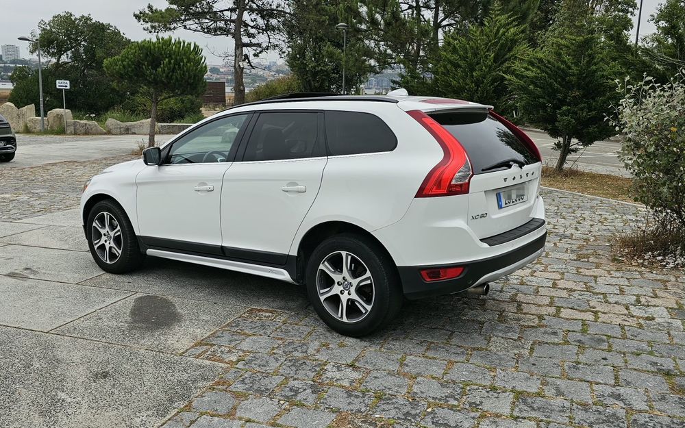 Volvo XC60 2.0D R-Design Nacional